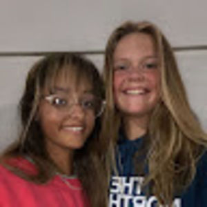 Meet your Posher, Mia